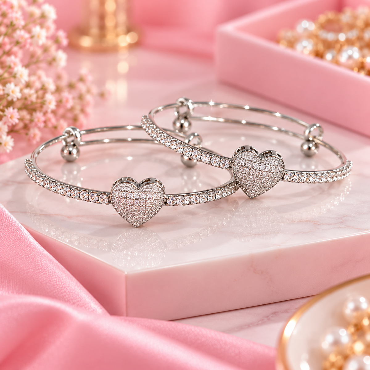 Heart Luxe Hand Cuff