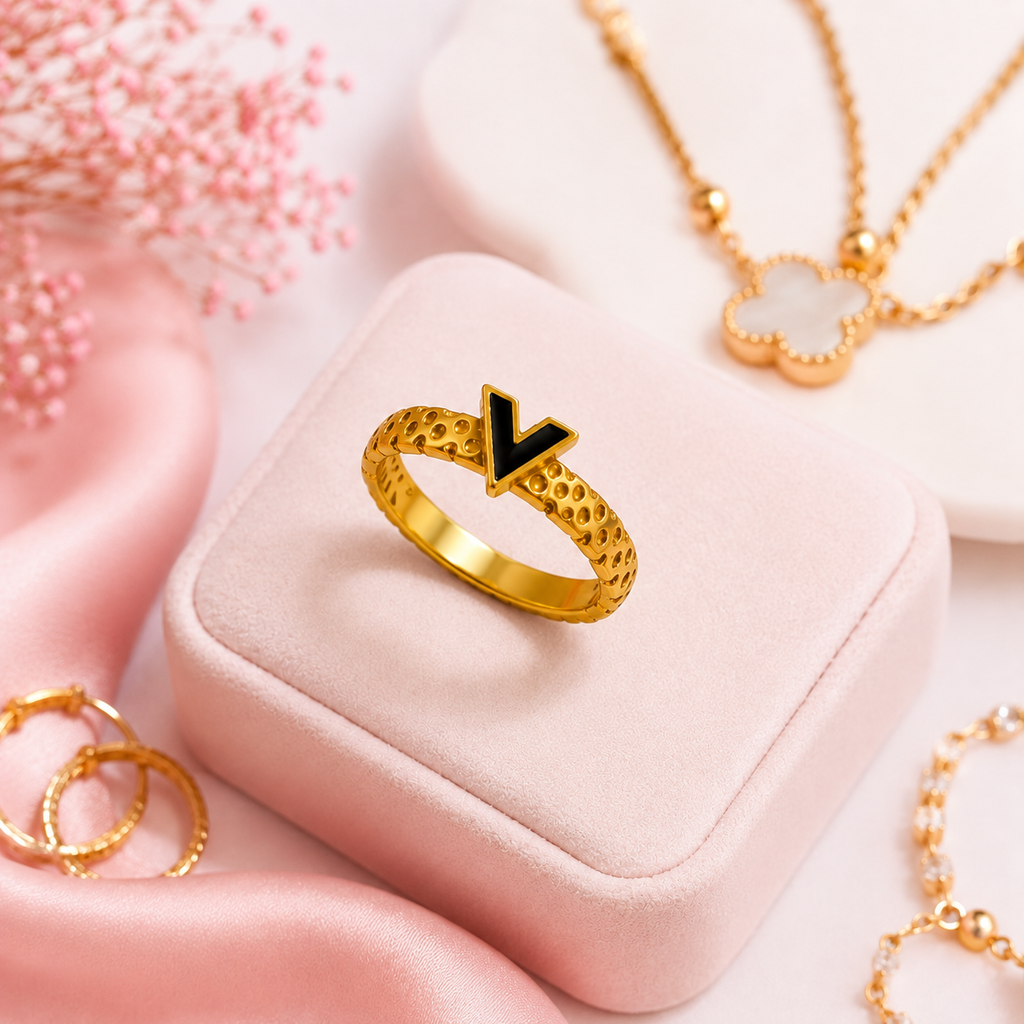V Ring